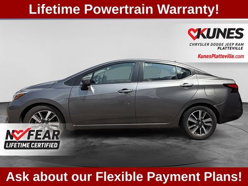 Used 2025 Nissan Versa SV FWD image 5