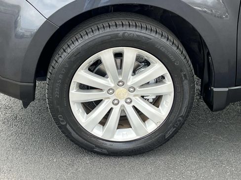 Used 2012 Subaru Forester 2.5X Premium AWD/4WD image 12