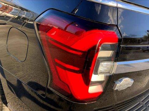 Used 2022 Ford Expedition King Ranch RWD image 28