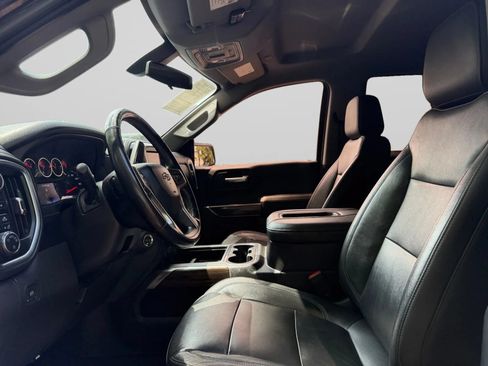 Used 2019 Chevrolet Silverado 1500 LT Trail Boss AWD/4WD image 16
