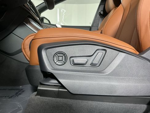 New 2026 Audi Q8 Prestige image 18