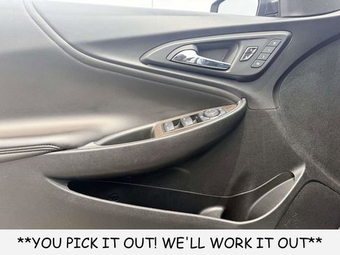 Used 2024 Chevrolet Malibu LT FWD image 12