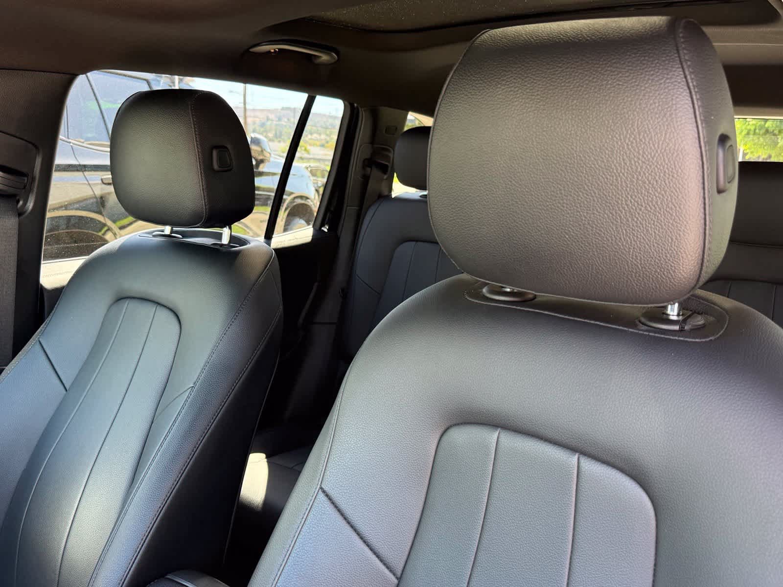 Used 2023 Mercedes-Benz GLB 250 image 25