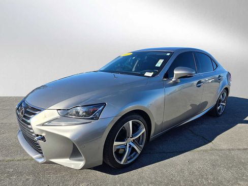 Used 2017 Lexus IS 200t image 7