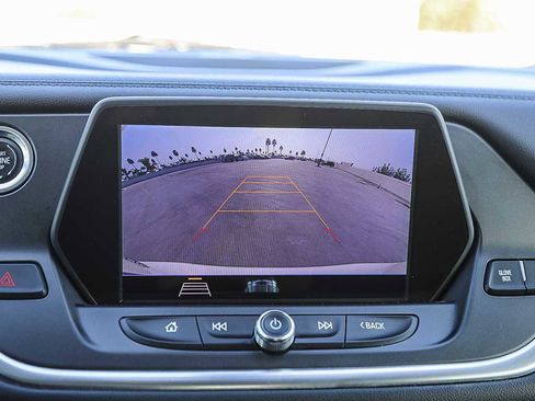 Used 2019 Chevrolet Blazer LT image 23