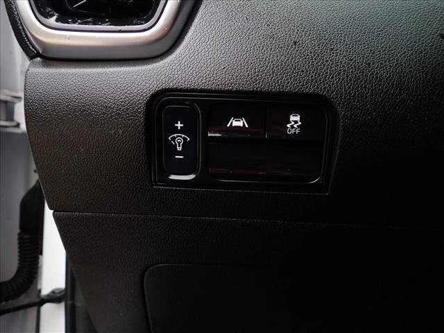 Used 2021 Kia Sorento S w/ Panoramic Sunroof Package AWD/4WD image 15