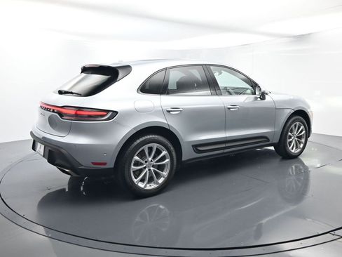 Used 2022 Porsche Macan image 15