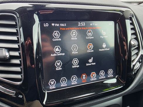 Used 2019 Jeep Compass Limited image 31