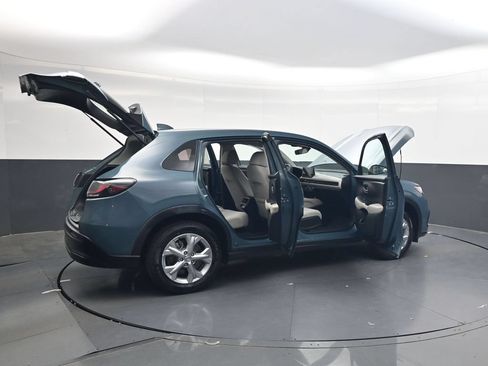 Used 2024 Honda HR-V LX image 40