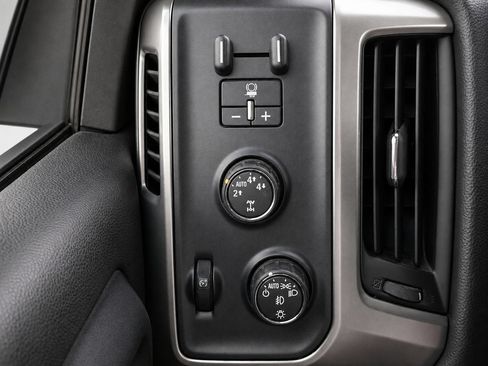 Used 2016 Chevrolet Silverado 1500 LT w/ All Star Edition AWD/4WD image 30