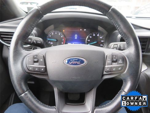 Used 2020 Ford Explorer XLT w/ Equipment Group 202A image 24