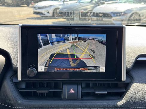 Used 2024 Toyota RAV4 LE image 27