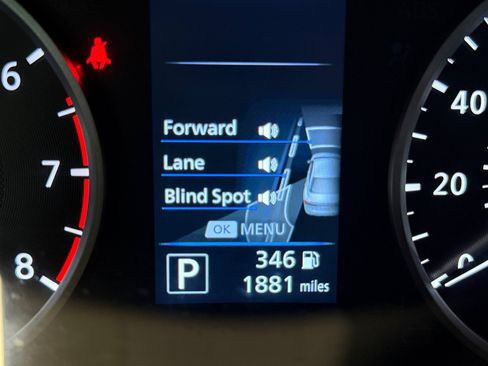 Used 2025 Nissan Sentra S w/ Lighting Package FWD image 30