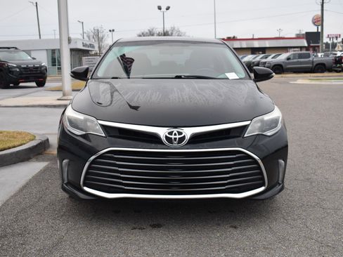 Used 2016 Toyota Avalon Limited image 16
