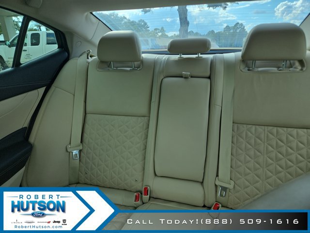 Used 2017 Nissan Maxima Platinum FWD image 19