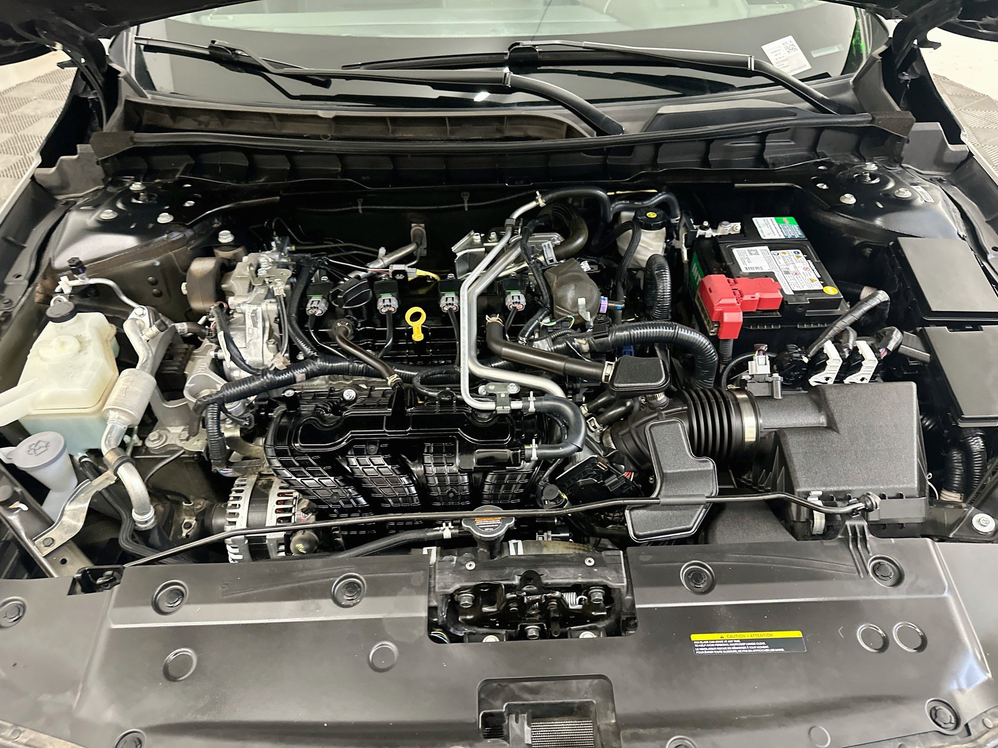 Used 2025 Nissan Altima 2.5 SV FWD image 33