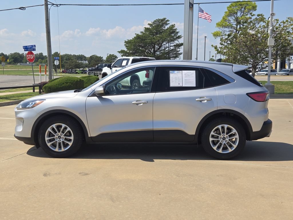 Used 2020 Ford Escape SE FWD image 4