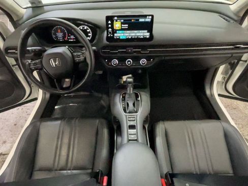 Certified 2025 Honda HR-V EX-L image 25