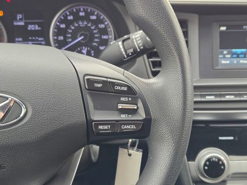 Used 2019 Hyundai Elantra SE w/ Cargo Package image 35