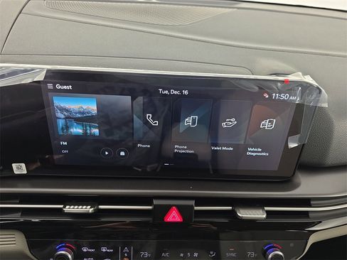 New 2026 Kia Sportage EX image 25