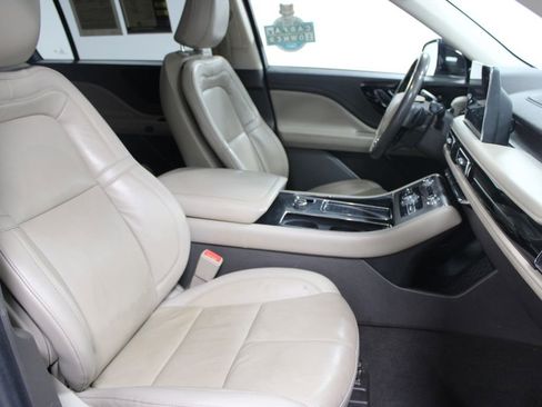 Used 2022 Lincoln Aviator Reserve image 31