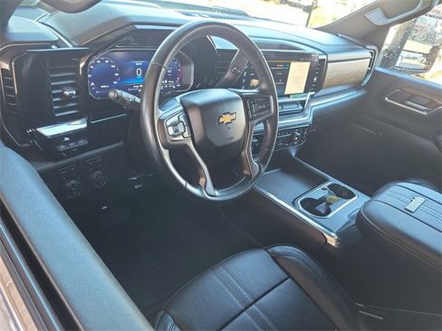 Certified 2024 Chevrolet Silverado 3500 High Country w/ High Country Premium Package image 6