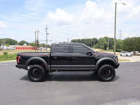 Used 2019 Ford F150 Raptor w/ Equipment Group 802A Luxury AWD/4WD image 13
