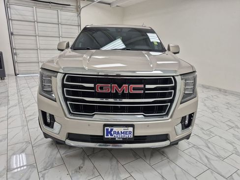 Used 2021 GMC Yukon SLT w/ SLT Premium Package image 32