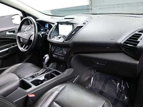Used 2018 Ford Escape Titanium AWD/4WD image 14