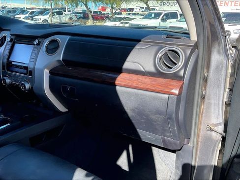 Used 2017 Toyota Tundra Limited image 18