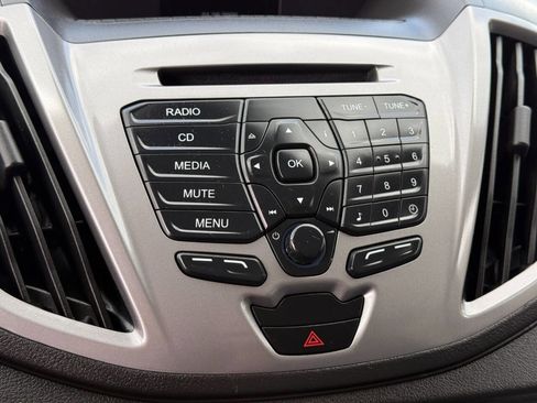 Used 2019 Ford Transit 350 XLT image 22