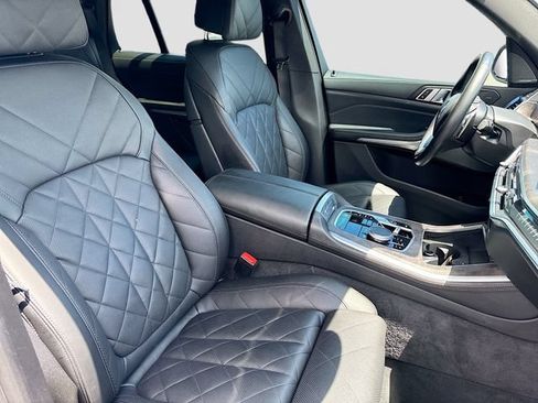 Used 2024 BMW X5 sDrive40i w/ Premium Package RWD image 27