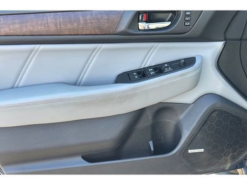 Used 2019 Subaru Outback 3.6R Limited w/ Protection Package #1 image 11