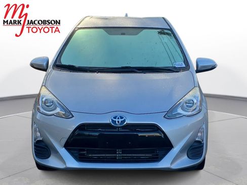 Used 2016 Toyota Prius C Four image 2