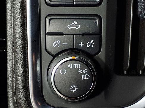 Used 2020 Chevrolet Silverado 1500 LT w/ Texas Edition image 24