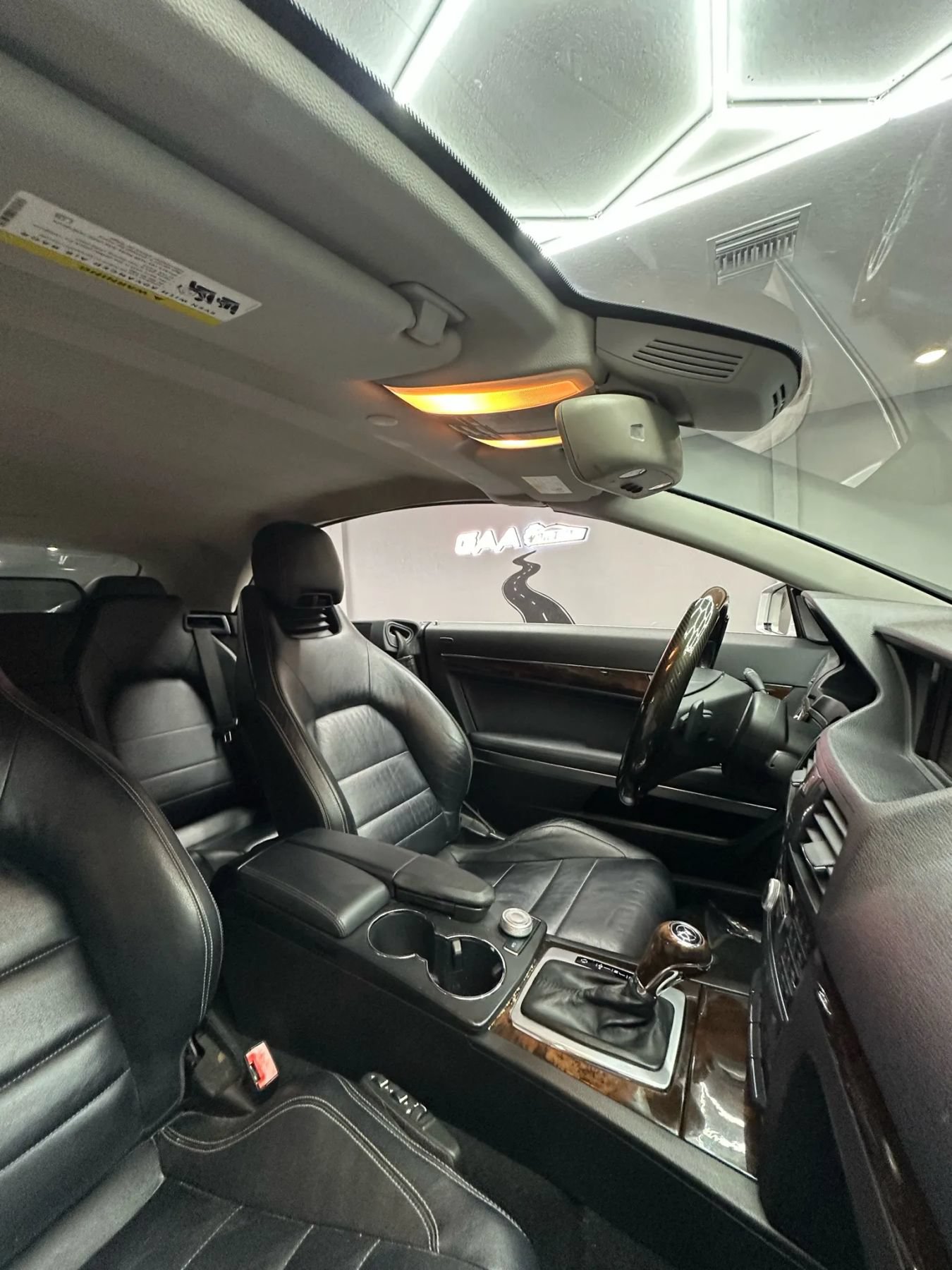 Used 2011 Mercedes-Benz E 350 Cabriolet image 37