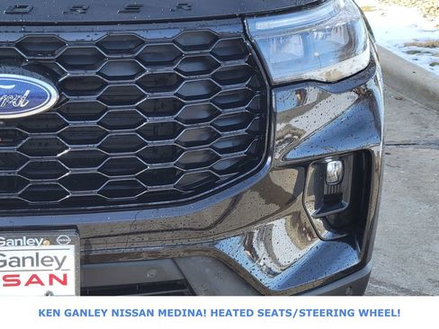 Used 2025 Ford Explorer ST-Line image 10