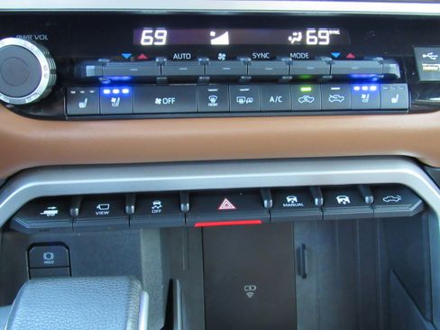Used 2025 Toyota Tundra 1794 Edition AWD/4WD image 24