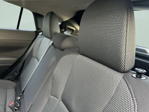 Used 2024 Subaru Crosstrek 2.0i Premium image 21