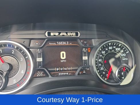 Used 2019 RAM 3500 Laramie AWD/4WD image 13