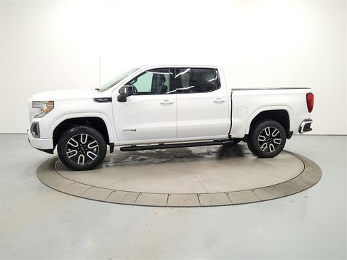 Used 2021 GMC Sierra 1500 AT4 image 4