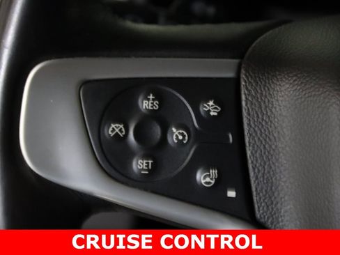 Used 2017 GMC Yukon SLT image 17