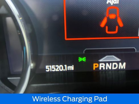 Used 2021 Ford Expedition XLT image 16