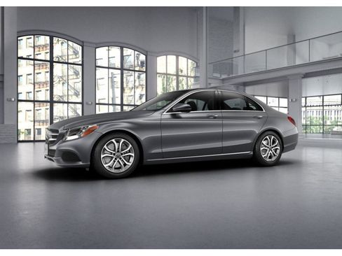 Used 2018 Mercedes-Benz C 300 4MATIC Sedan image 38