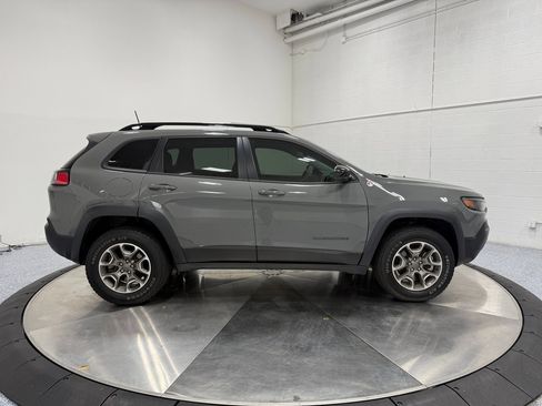 Used 2022 Jeep Cherokee Trailhawk w/ Sound & Nav Group image 8