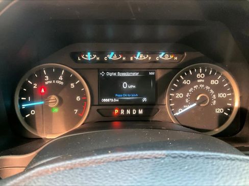 Used 2019 Ford F150 XLT w/ Equipment Group 302A Luxury image 25