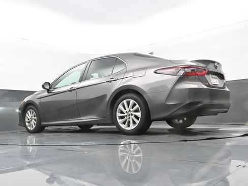 Used 2023 Toyota Camry LE FWD image 10