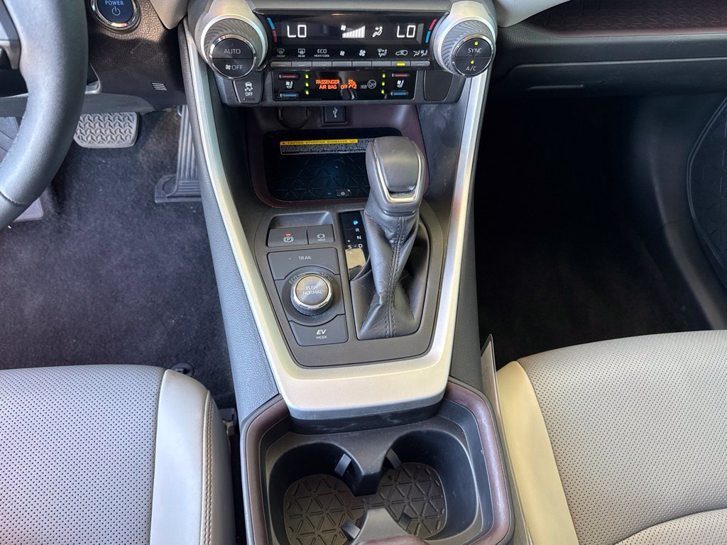 Certified 2021 Toyota RAV4 Limited AWD/4WD image 16