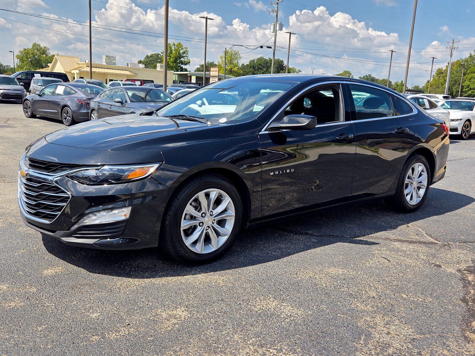 Used 2024 Chevrolet Malibu LT FWD image 3