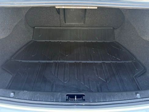 Used 2018 Volvo S60 T5 Dynamic image 10